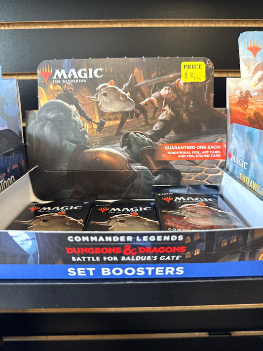 Magic Commander Legends D&D Battle for Baldurs Gate Set Booster Pack